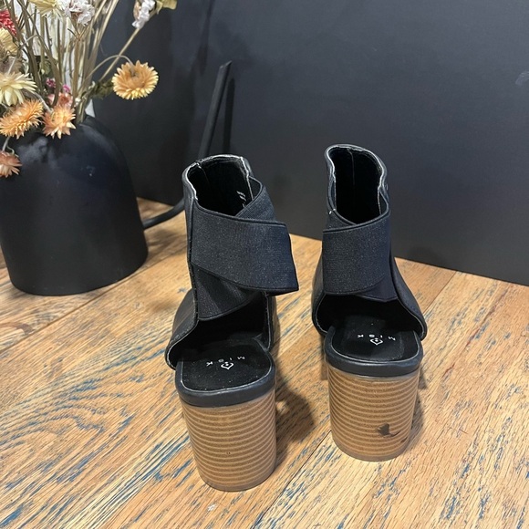 🖤 Misk Black Peep-Toe Heeled Sandals – MISK – Size 7 - Picture 9 of 9